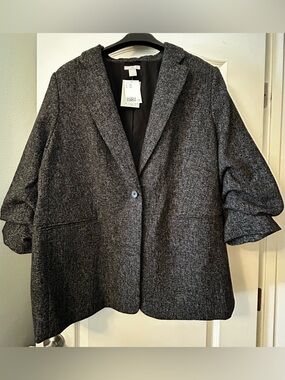 H&M Black and White Woven Gathered Sleeve Blazer - NEW